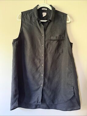 Chico's Black Sleeveless Button-Down Linen Top
